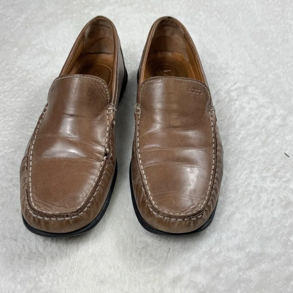 Ecco Brown Leather Size 43 Loafer Slip On Driving Comfort Shoe Minor Flaw in Pic